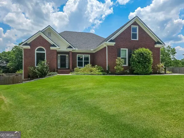 1475 Barrett Place Lane, Lawrenceville, GA 30043