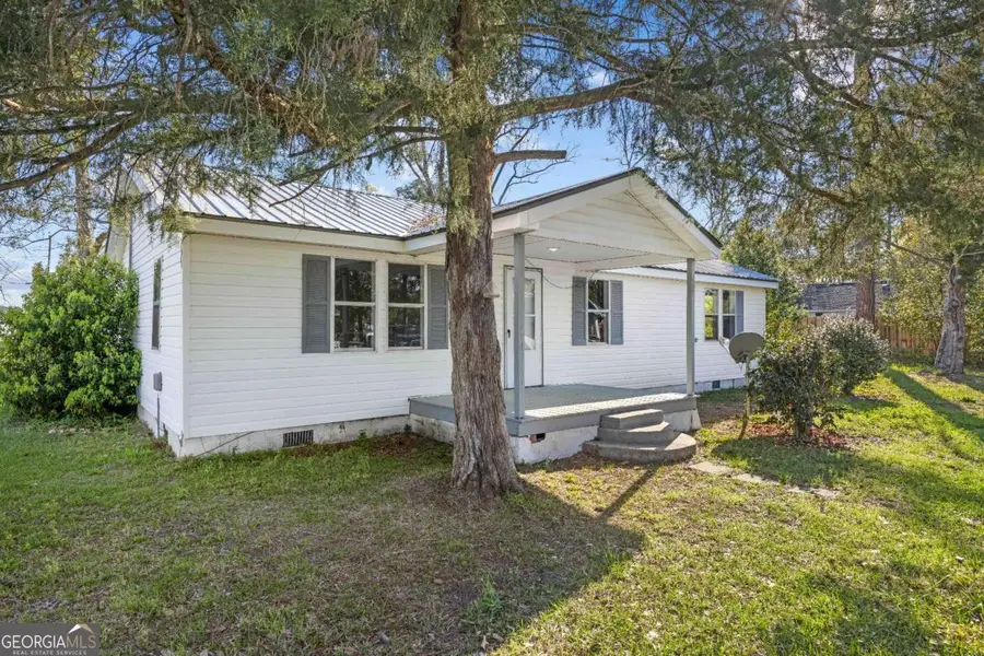 507 E 7th Avenue, Nashville, GA 31639 - #2
