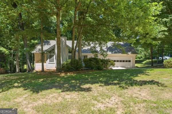 3650 Southlake Circle, Cumming, GA 30041