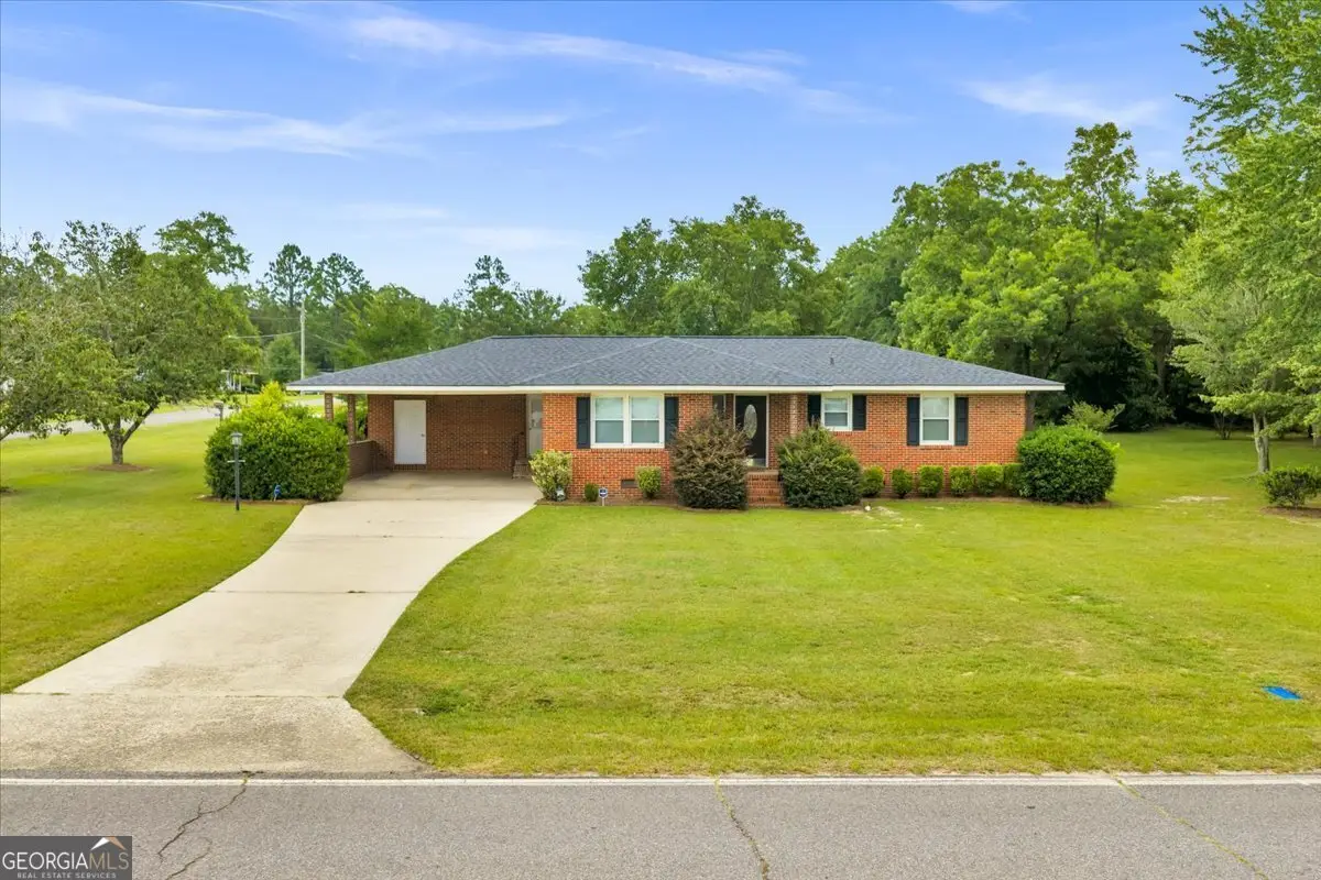 240 E Peter Street, Cochran, GA 31014 - #1