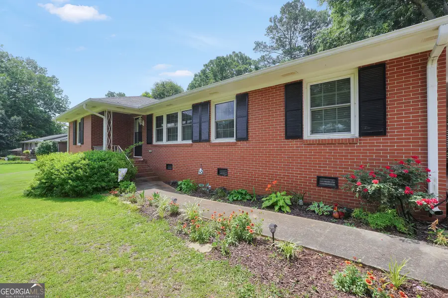105 Pine Street, Barnesville, GA 30204 - #3