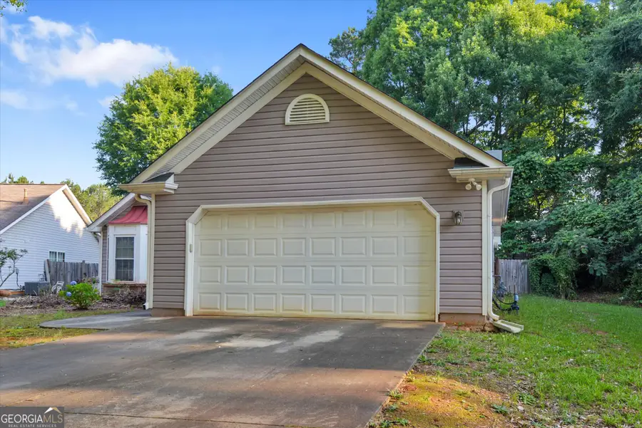 2435 Hillvale Circle, Lithonia, GA 30058 - #2