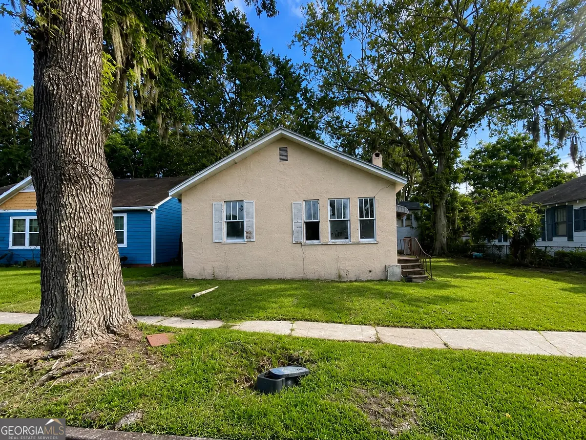 1307 E 42nd Street, Savannah, GA 31404 - #1
