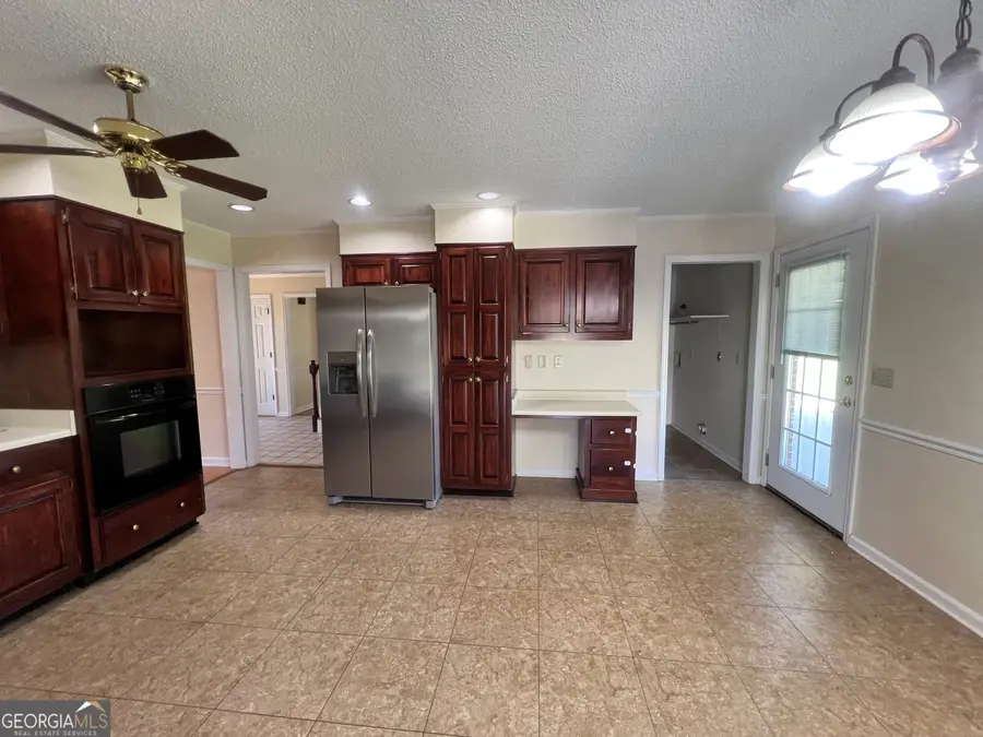 906 Mcallister Drive, Vidalia, GA 30474 - #2