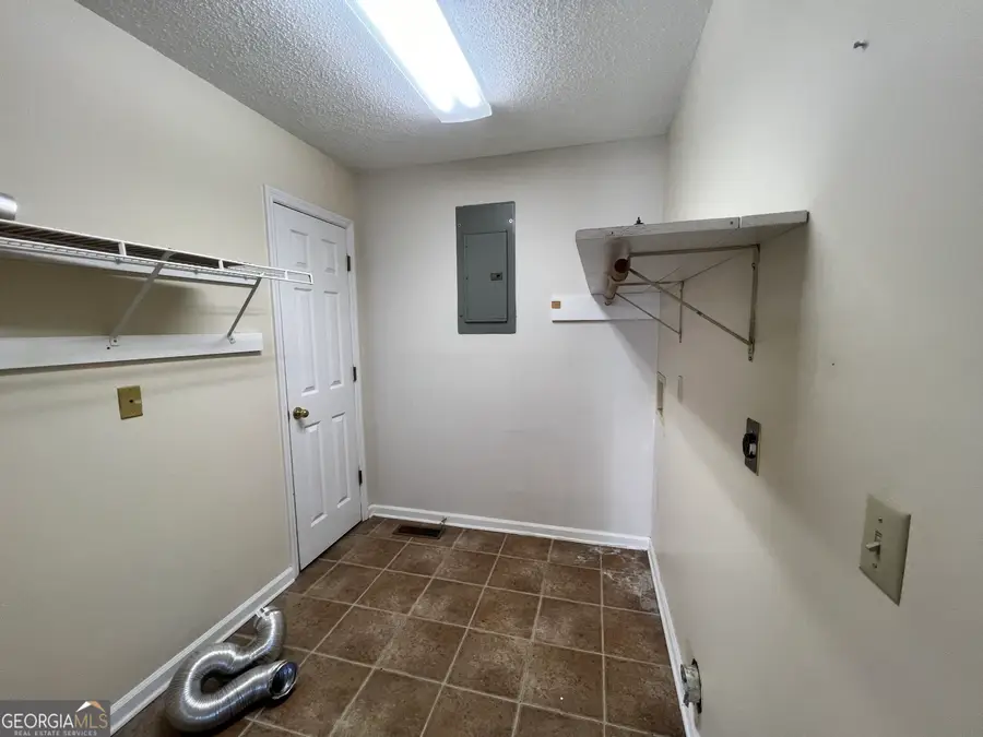 906 Mcallister Drive, Vidalia, GA 30474 - #3