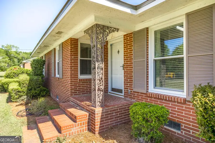 129 S 7th Street, Cochran, GA 31014 - #2