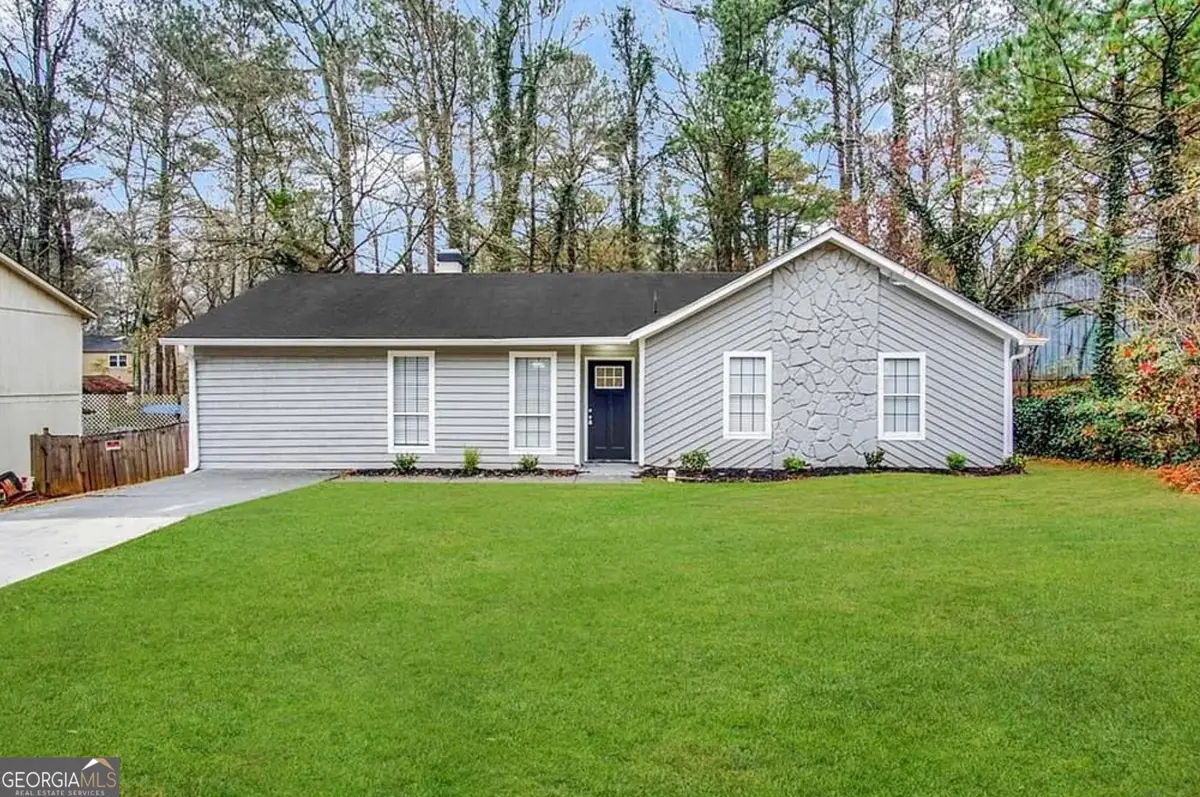 4751 White Oak Path, Stone Mountain, GA 30088 - #1