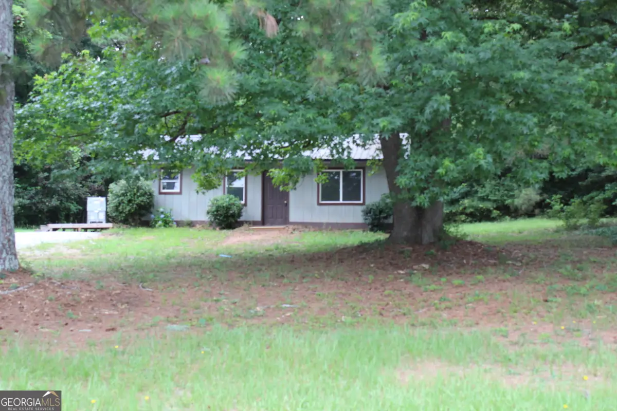 146 E Wright Street, Winder, GA 30680 - #1