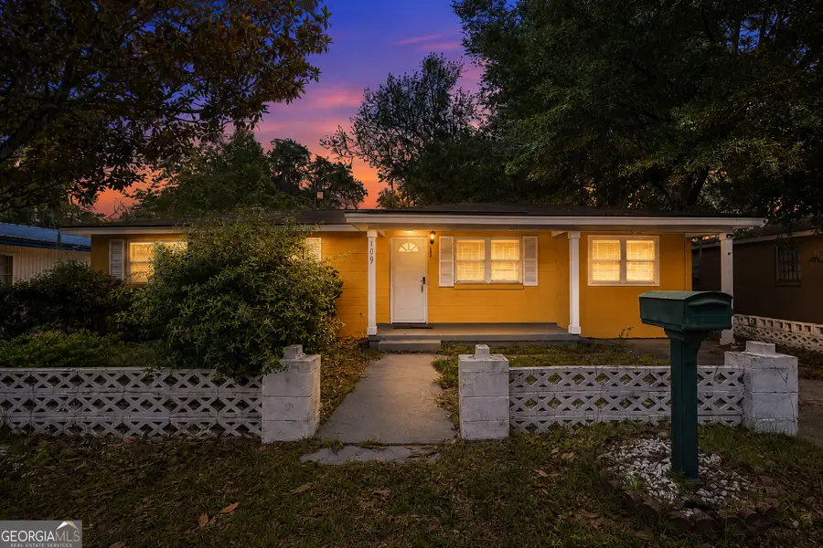 904 Sherman Avenue, Savannah, GA 31405 - #2