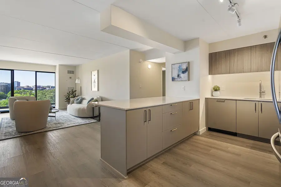 2460 Peachtree Road Ne #401, Atlanta, GA 30305 - #3
