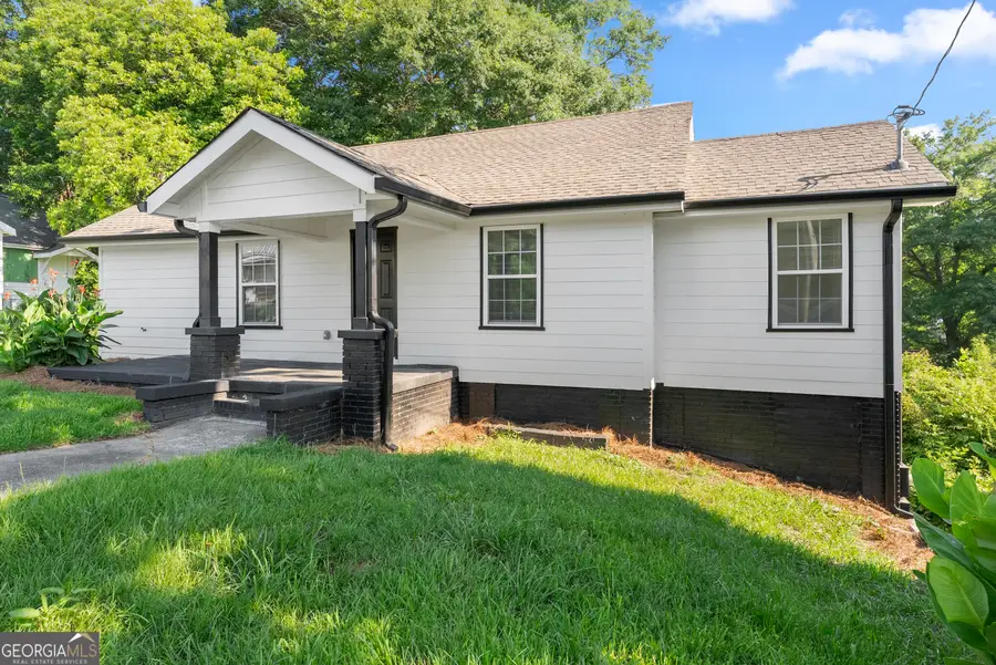 239 E Currahee Street, Toccoa, GA 30577 - #2