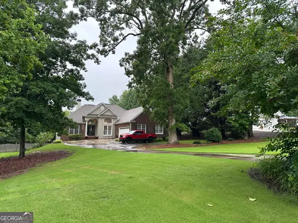 6560 Pond View Court, Clermont, GA 30527