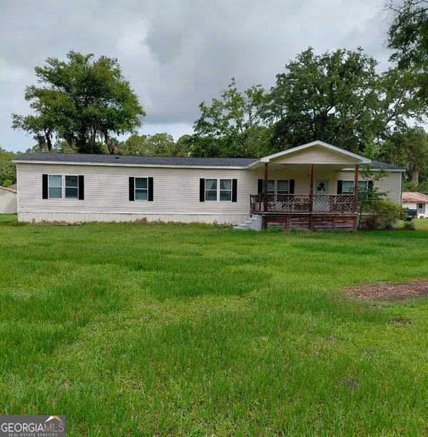 127 Hickory Bluff Drive, Waverly, GA 31565