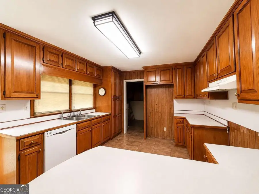 737 W College Street, Bowdon, GA 30108 - #2