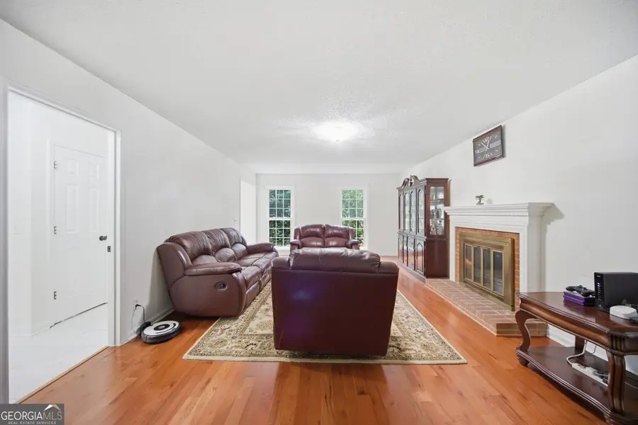 1875 Dovonshire Road Sw, Marietta, GA 30064 - #2