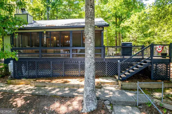 176 Crooked Creek Bay Road, Eatonton, GA 31024