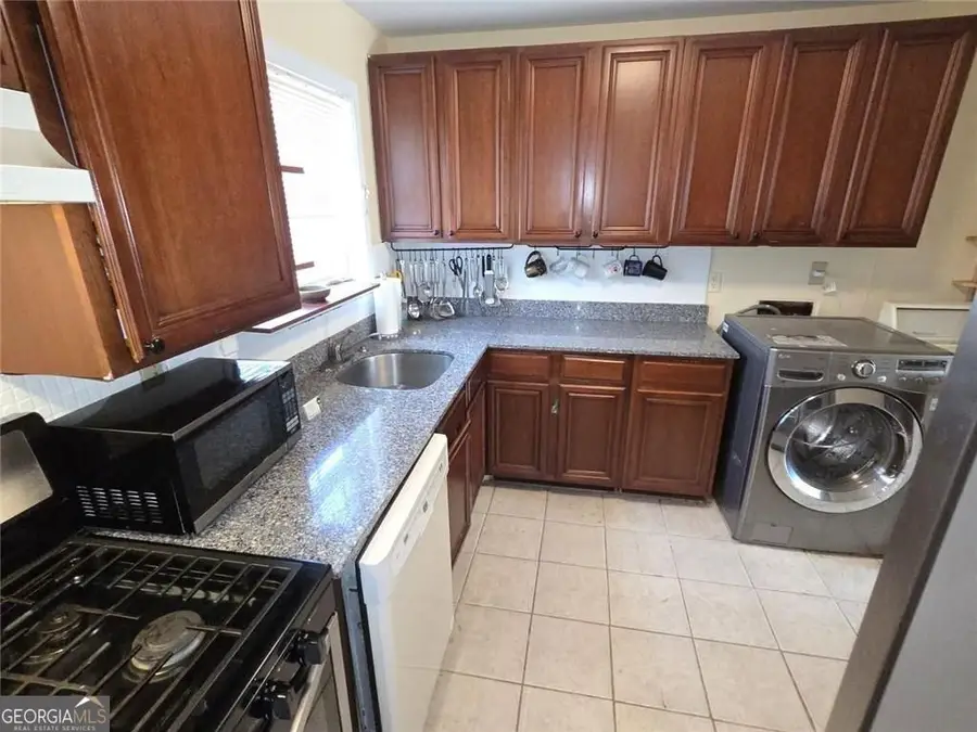 5617 Kingsport Drive Ne, Sandy Springs, GA 30342 - #3