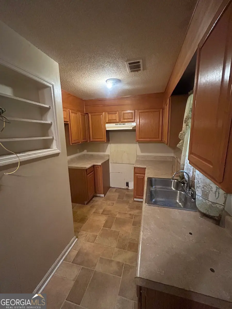 1031 King Circle, Perry, GA 31069 - #3