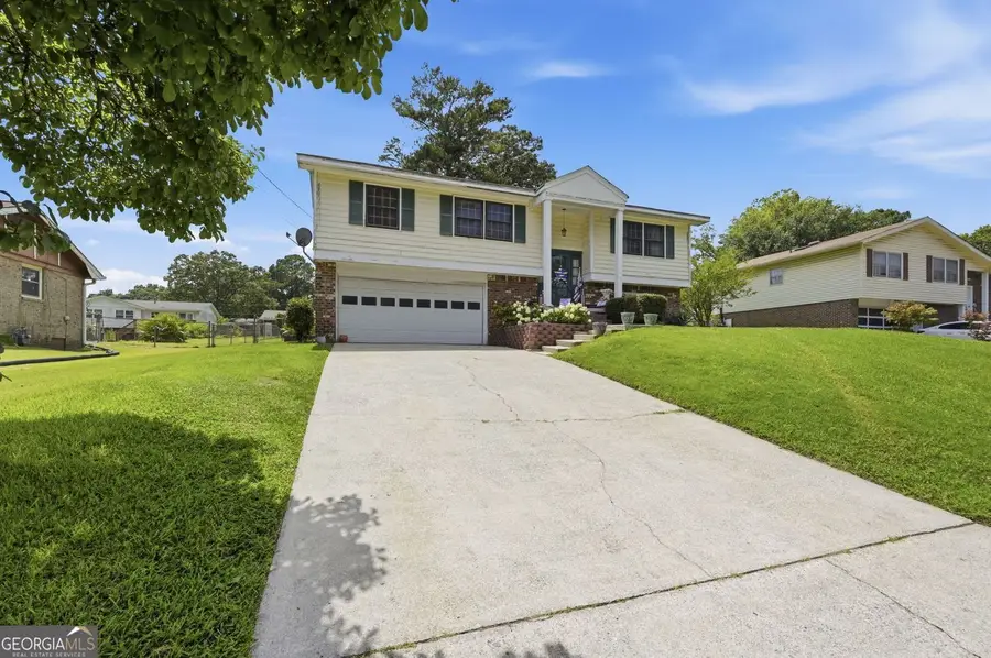 6049 Fairfield Drive, Morrow, GA 30260 - #2