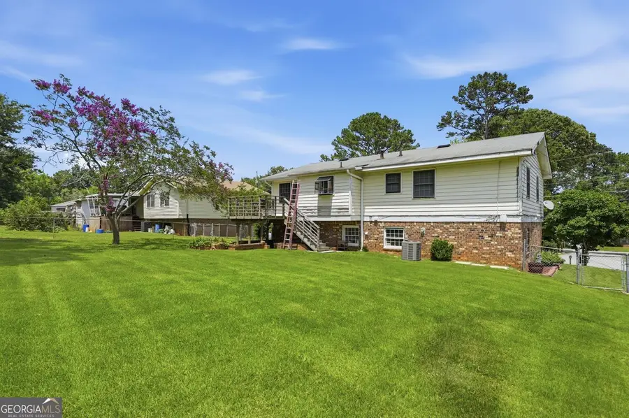 6049 Fairfield Drive, Morrow, GA 30260 - #3