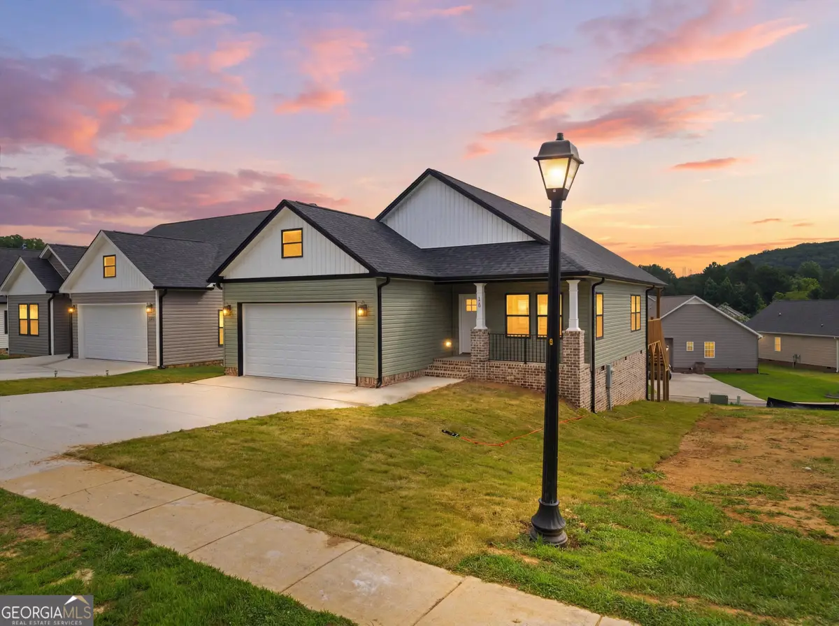 126 Washington Street, Dalton, GA 30721 - #1