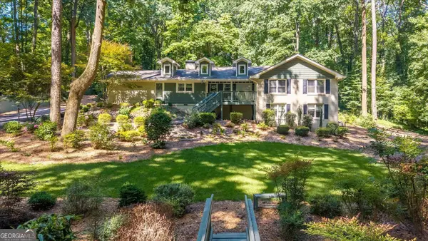 2210 Rosser Place, Smoke Rise, GA 30087