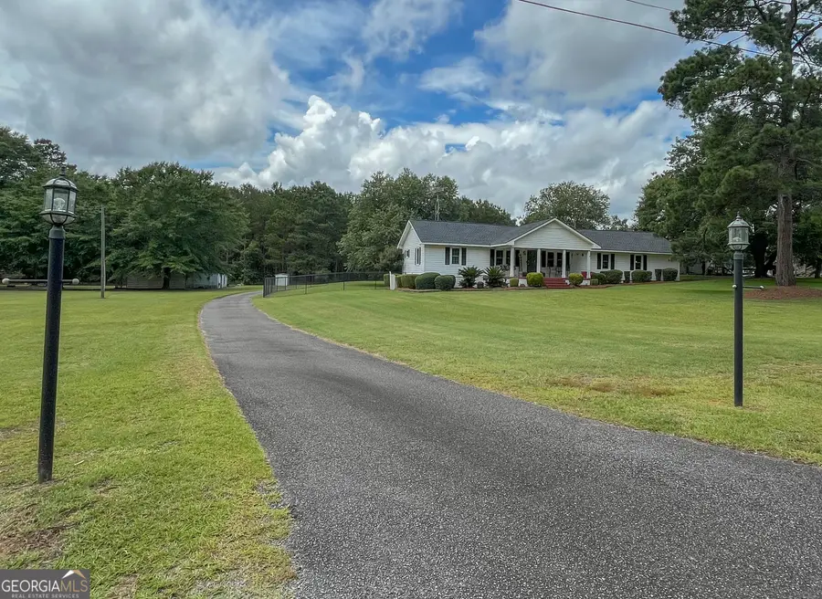 431 Strickland Road, Dublin, GA 31021 - #3