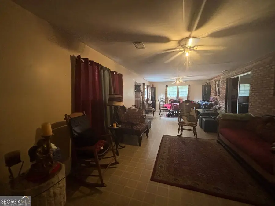 314 Durrence Street, Glennville, GA 30427 - #3