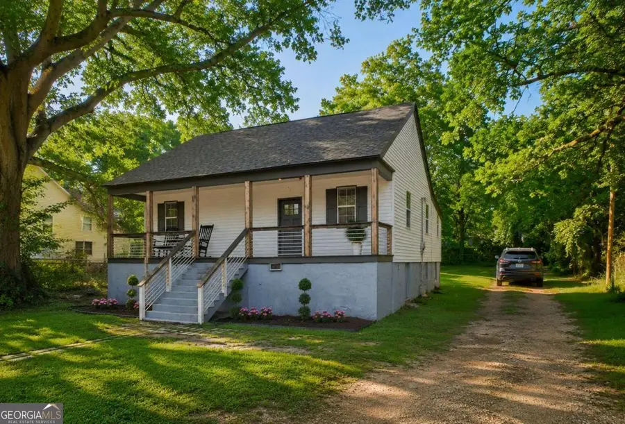 16 Berry Avenue, Newnan, GA 30263 - #3