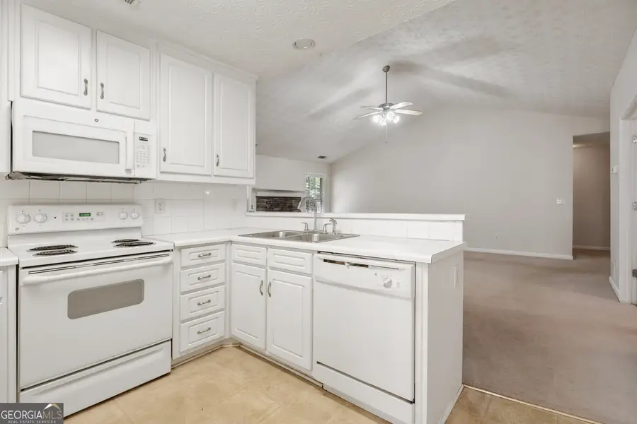 147 Laurel Lane, Social Circle, GA 30025 - #2