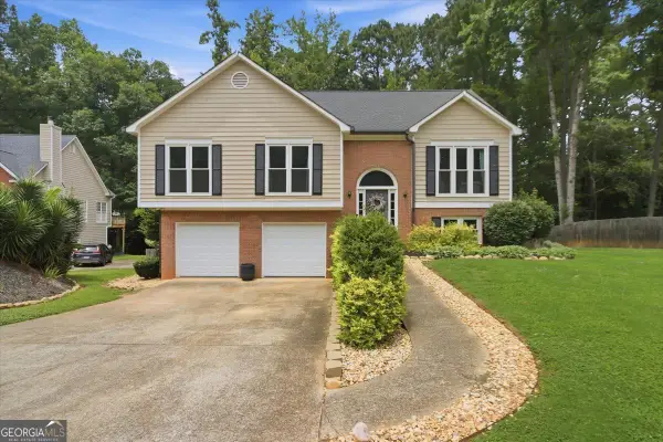 3787 Seasons Drive Nw, Acworth, GA 30101