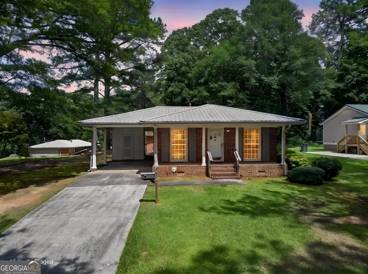 55 E Greenwood Drive, Carrollton, GA 30117 - #1