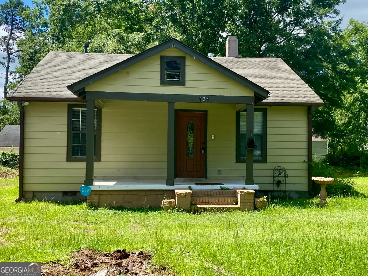 824 White Street, Griffin, GA 30223 - #1