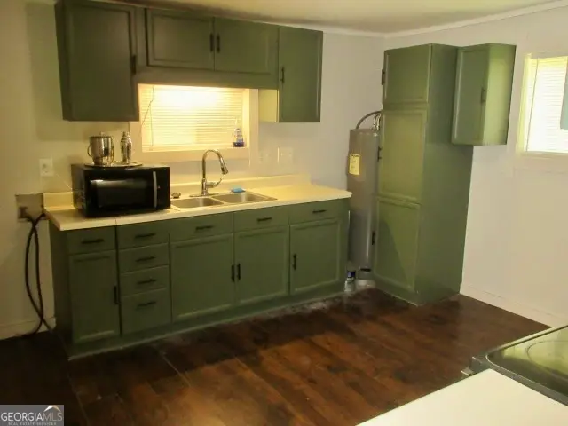 824 White Street, Griffin, GA 30223 - #2