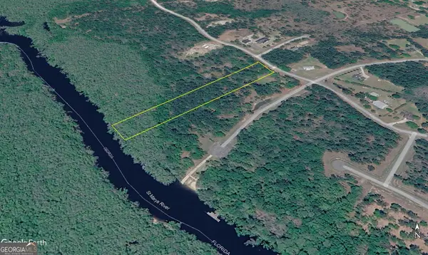003 Janells River Dr, Folkston, GA 31537
