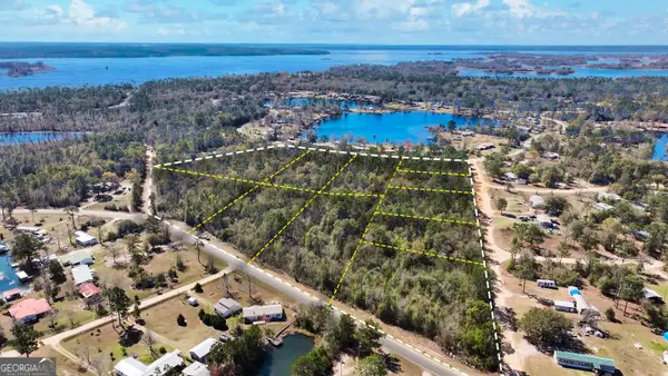 8249 Lake Carroll Drive, Donalsonville, GA 39845
