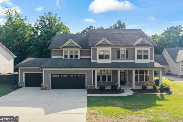 5930 Mount Laurel Walk, Flowery Branch, GA 30542