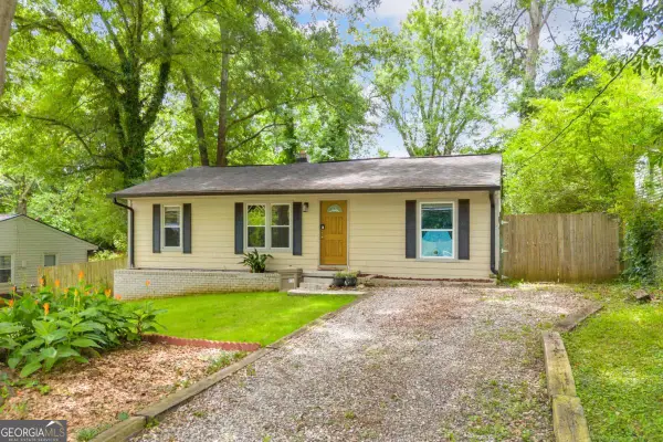 3351 Phillips Circle, Decatur, GA 30032
