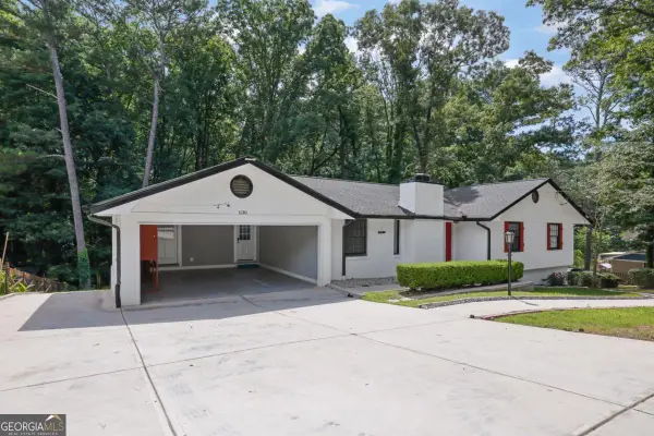 1138 Carla Joe Drive Sw, Lilburn, GA 30047