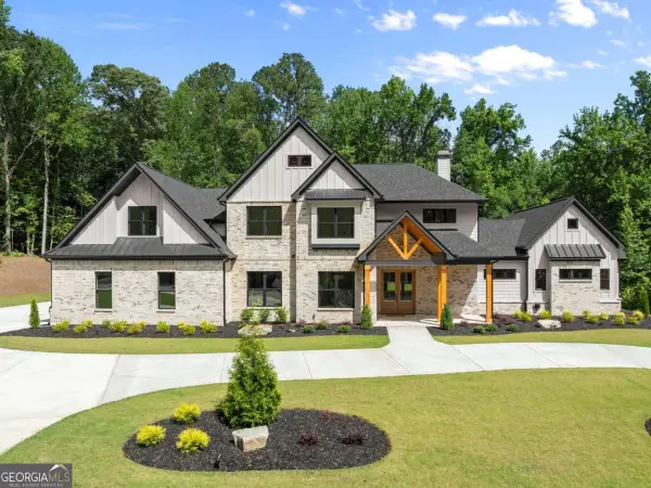 1178 Pinnacle Drive, Hoschton, GA 30548