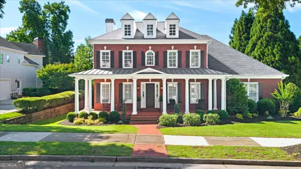 4516 Meadow Club Drive, Suwanee, GA 30024