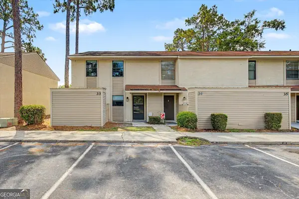 901 Olmstead Drive #APT 33E, Hinesville, GA 31313