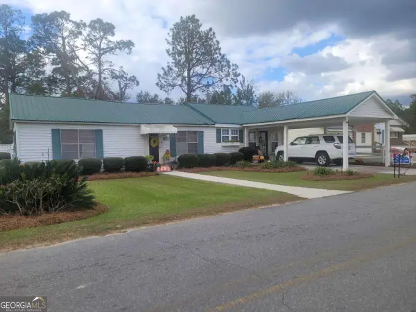 30 S Mccrorie Street, Baxley, GA 31513