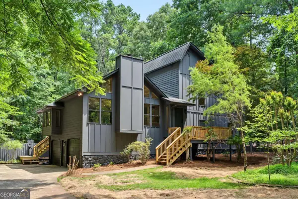 120 Emerald Cove Drive, Woodstock, GA 30189