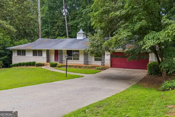 165 W Spalding Drive, Atlanta, GA 30328