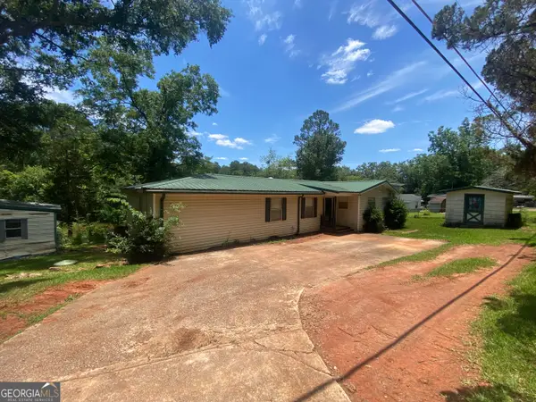 388 E Pine Lake Drive, West Point, GA 31833