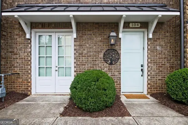 104 Canton Way, Roswell, GA 30075