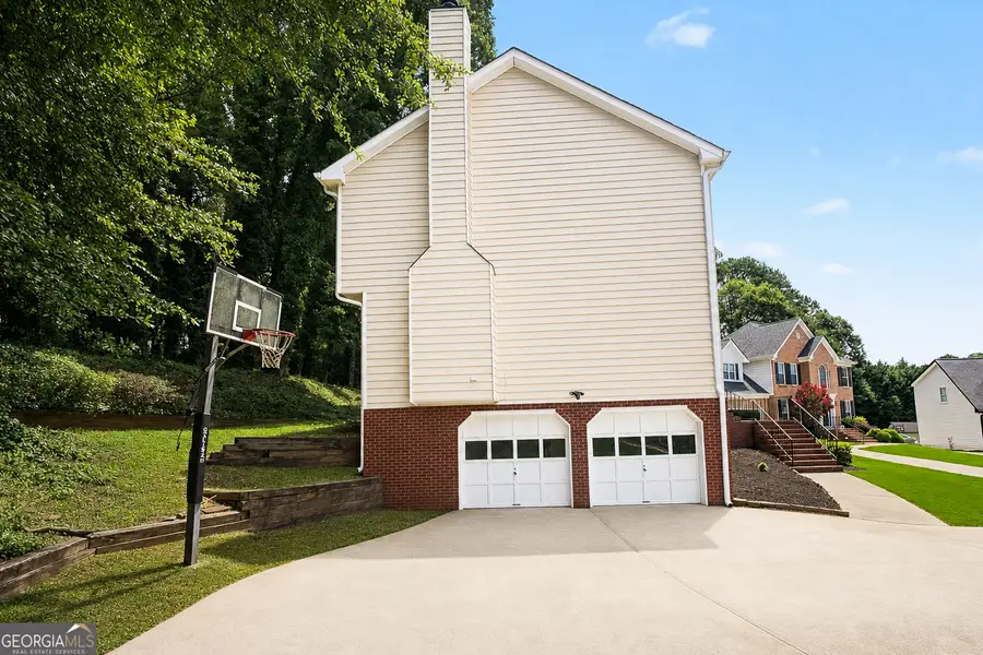 3865 Ryans Run Way Sw, Lilburn, GA 30047 - #3