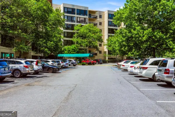 1800 Clairmont Lake #A116, Decatur, GA 30033