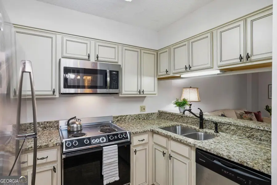 1800 Clairmont Lake #A116, Decatur, GA 30033 - #3